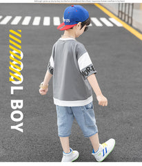 FU14042024-64 طقم ولادي صيفي قطعتين ( بلوزة + بنطلون)