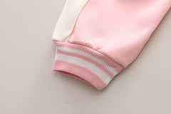 SSN040924-56 طقم بناتي ربيعي خريفي قطن تقيل 3 قطع ( جكيت + بنطلون + حقيبة)