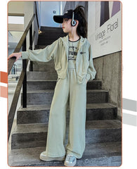 RM150424-3 طقم بناتي سبورت 3 قطع ( بلوزة + جكيت + بنطلون)