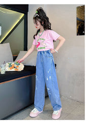 FU14042024-22 طقم بناتي صيفي قطعتين ( بلوزة قطنية + بنطلون جينز)