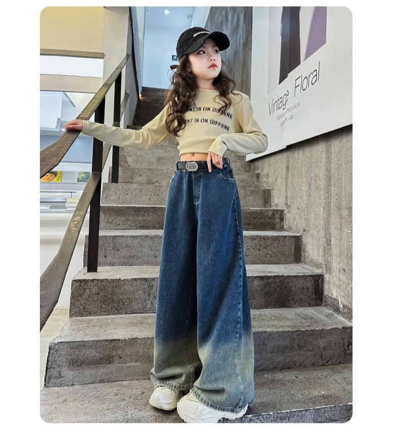 RM150424-17  طقم بناتي ربيعي قطعتين (بلوزة + بنطلون )