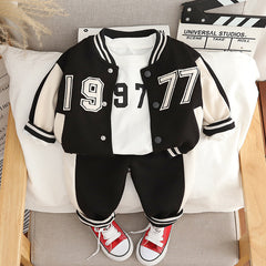 RM0608-31 طقم قطني سبورت ولادي 3 قطع ( بلوزة + جكيت + بنطلون )