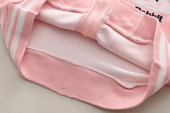 SSN040924-56 طقم بناتي ربيعي خريفي قطن تقيل 3 قطع ( جكيت + بنطلون + حقيبة)