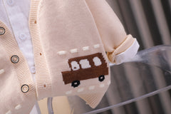 SSX220824-179 طقم ولادي 3 قطع ( قميص + جكيت صوف + بنطلون جينز )