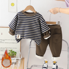 SSX220824-26 طقم ولادي شتوي تقيل مبطن فرو بالكامل قطعتين ( بلوزة + بنطلون)