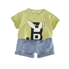 SSX220824-1 طقم ولادي قطعتين نخب اول ( بلوزة قطنية + شورت جينز )