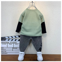 RM1227-44 طقم ولادي قطعتين ( بلوزة قطنية + بنطلون جينز )