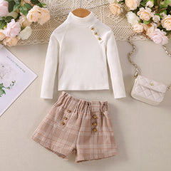 EU120424-8 طقم بناتي قطعتين ( بلوزة + شورت مصوف)
