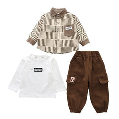 SSX220824-163 طقم ولادي 3 قطع ( بلوزة + جكيت + بنطلون)