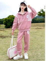 RM090424-6 بدلة رياضية تريننج قطن بناتي قطعتين ( بلوزة + بنطلون) رسومات بارزة خامة ممتازة