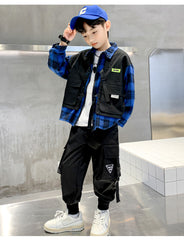 AO0508-13 طقم ولادي قطعتين ( جكيت مصوف + بنطلون )