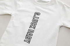 RM0608-22 طقم ولادي 3 قطع ( بلوزة + جكيت + بنطلون جينز )