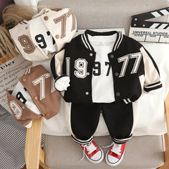 RM0608-31 طقم قطني سبورت ولادي 3 قطع ( بلوزة + جكيت + بنطلون )