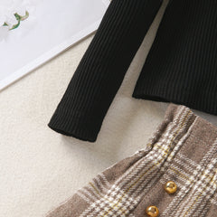 EU120424-8 طقم بناتي قطعتين ( بلوزة + شورت مصوف)