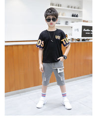 FU14042024-47 طقم ولادي قطعتين ( بلوزة + شورت طويل)