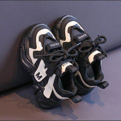 WDY260924-16 حذاء ولادي مريح طبي ضد الانزلاق