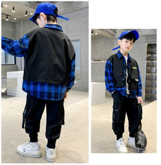 AO0508-13 طقم ولادي قطعتين ( جكيت مصوف + بنطلون )