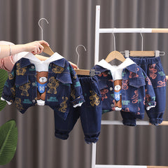 SSN040924-4 طقم جينز ولادي خريفي ربيعي 3 قطع ( بلوزة قطن + جكيت جينز + بنطلون جينز )