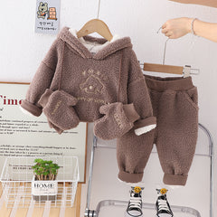 SSX220824-55 طقم ولادي شتوي تقيل مبطن فرو بالكامل 3 قطع ( بلوزة + بنطلون + قفازات)