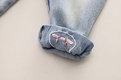 SSN040924-62 طقم بناتي قطن خريفي ربيعي 3 قطع ( جكيت + بلوزة + بنطلون جينز )