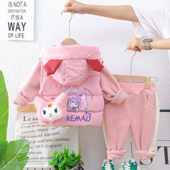 SSN040924-1 طقم شتوي 4 قطع تقيل ( جكيت + فست نفخ + بنطلون + حقيبة)