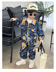 RM1227-17 طقم جينز برسومات مميزة بجي قطعتين ( جكيت + بنطلون)