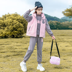 HBC040924-9 طقم بناتي شتوي تقيل مبطن فرو بالكامل 3 قطع ( بلوزة + فست + بنطلون)