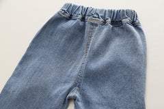 RM0608-24 طقم دبدوب قطعتين ( بلوزة + بنطلون جينز)