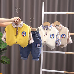 RM0608-28 طقم دورايمون ولادي 3 قطع ( قميص مصوف + فست صوف + بنطلون جينز ناعم )