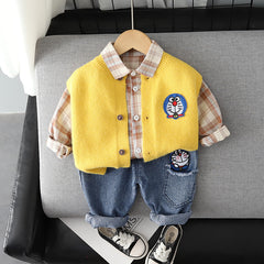 RM0608-28 طقم دورايمون ولادي 3 قطع ( قميص مصوف + فست صوف + بنطلون جينز ناعم )