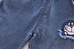 RM0608-28 طقم دورايمون ولادي 3 قطع ( قميص مصوف + فست صوف + بنطلون جينز ناعم )