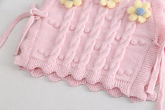 RM0608-6 طقم بناتي 3 قطع ( بلوزة + فست صوف مورد+ بنطلون جينز )