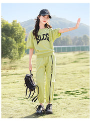 RM090424-23 طقم بناتي تريننج قطعتين ( بلوزة + بنطلون)