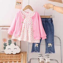 RM231223-10 طقم بناتي 3 قطع ( بلوزة + جكيت + بنطلون جينز)