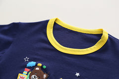 RM231223-15 طقم ولادي قطعتين ( بلوزة قطنية + شورت جينز )