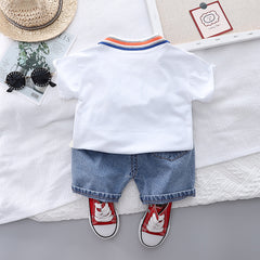 RM231223-21 طقم ولادي قطعتين ( بلوزة قطن + شورت جينز)