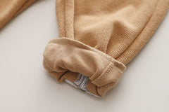 RM231223-23 طقم ديزني ارنوب ( بلوزة مطرزة مع طاقية + بنطلون)