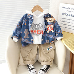 RM231223-25 طقم ولادي 3 قطع ( بلوزة قطعني + جكيت جينز مع دبدوب + بنطلون كتان)