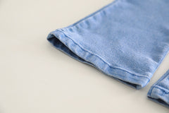 RM231223-31 طقم بناتي مورد ثري دي ( بلوزة قطنية + بنطلون جينز )