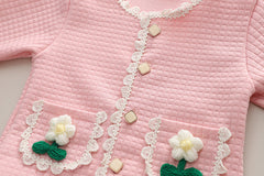 RM231223-41 طقم بناتي 3 قطع ( بلوزة قطنية + جكيت + بنطلون جينز)