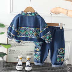 RM231223-7 طقم جينز ولادي 3 قطع ( بلوزة قطنية + جكيت جينز + بنطلون جينز )