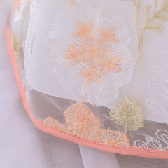 SD-2679G فستان بناتي طبقات مورد ومطرز على الشفون مع دبوس وردة للخصر