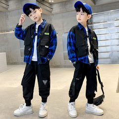 AO0508-13 طقم ولادي قطعتين ( جكيت مصوف + بنطلون )