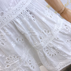 SSP-1475G طقم بناتي قطعتين ( قميص مورد ومزين بالدانتيل + تنورة )