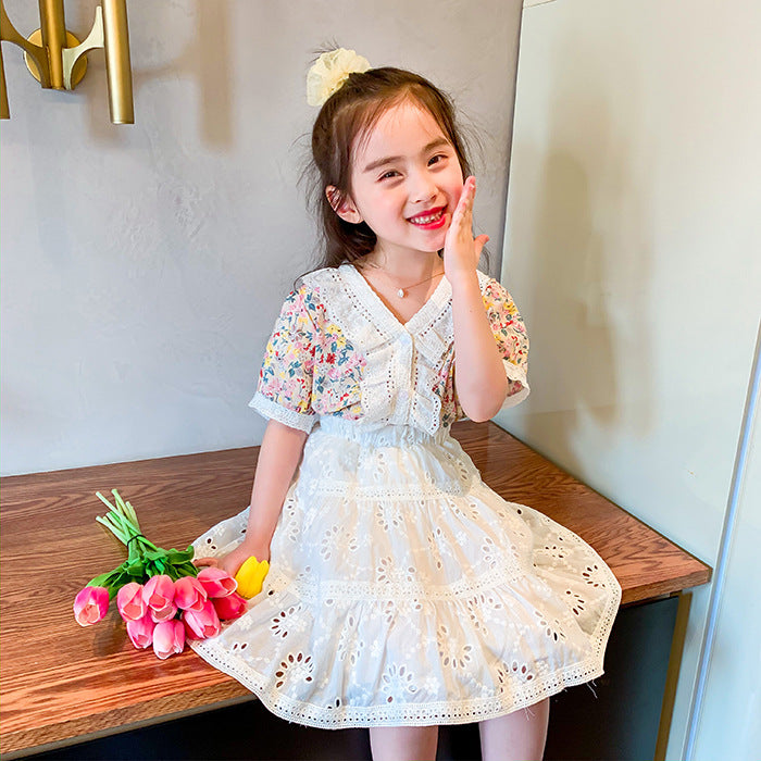 SSP-1475G طقم بناتي قطعتين ( قميص مورد ومزين بالدانتيل + تنورة )