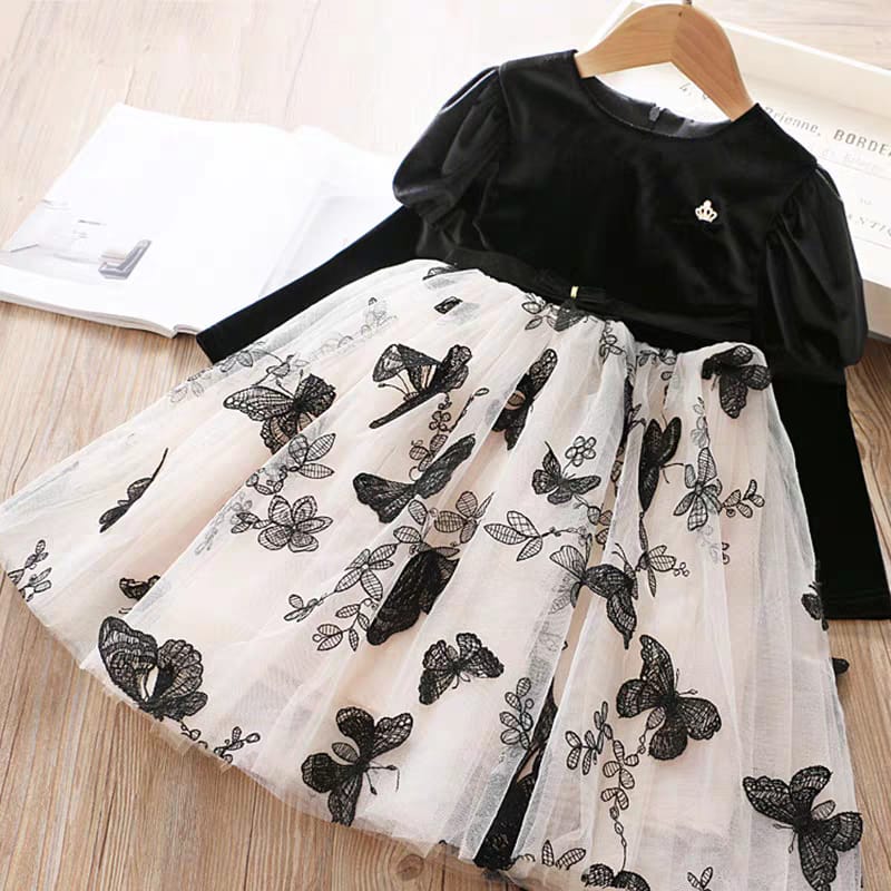 AO0519-75 فستان مخمل تقيل ومزين بالفراشات