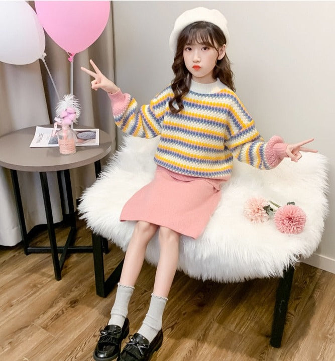 AO0519-74 طقم شتوي صوف ناعم ودافي قطعتين ( بلوزة + تنورة)