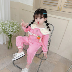 RM231223-6   طقم بناتي قطني تقيل خريفي شتوي مزين بجي 3 قطع ( بلوزة + جكيت + بنطلون)